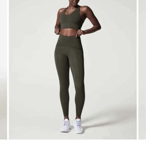 Spanx booty boost leggings